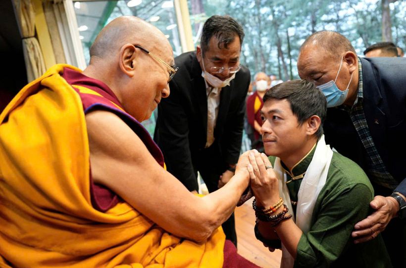 Sống chậm lại với 'ngôi nhà văn hóa Tây Tạng' - Ảnh 1.