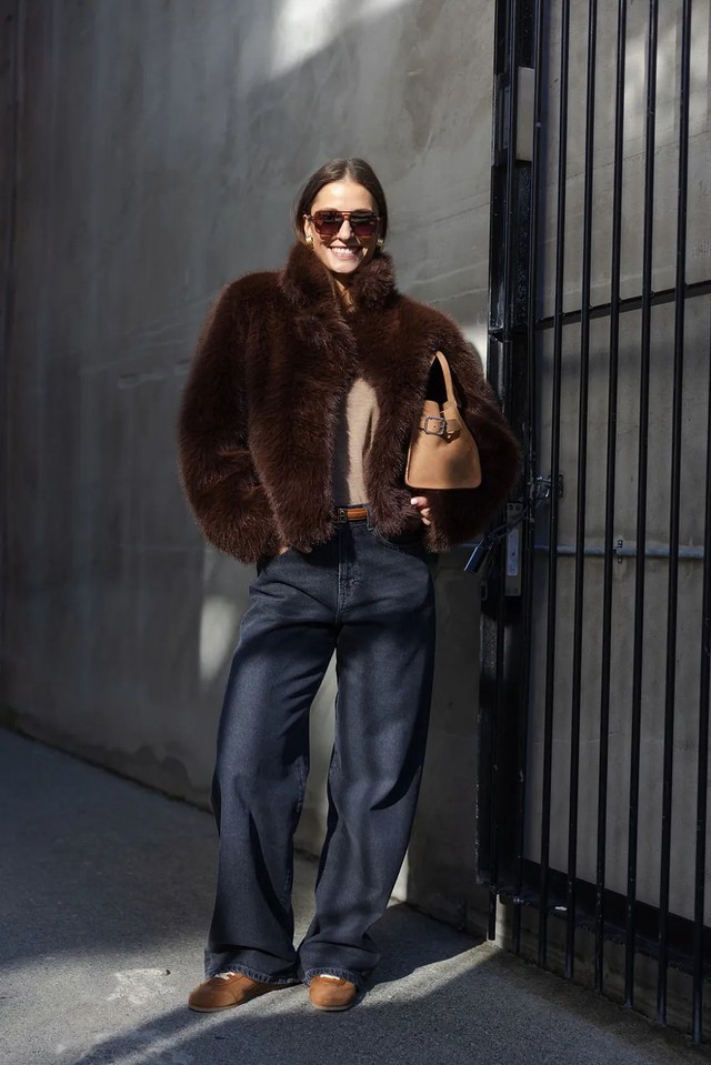 Sức hút của những chiếc quần dài gợi cảm trong mùa này - Ảnh 1.