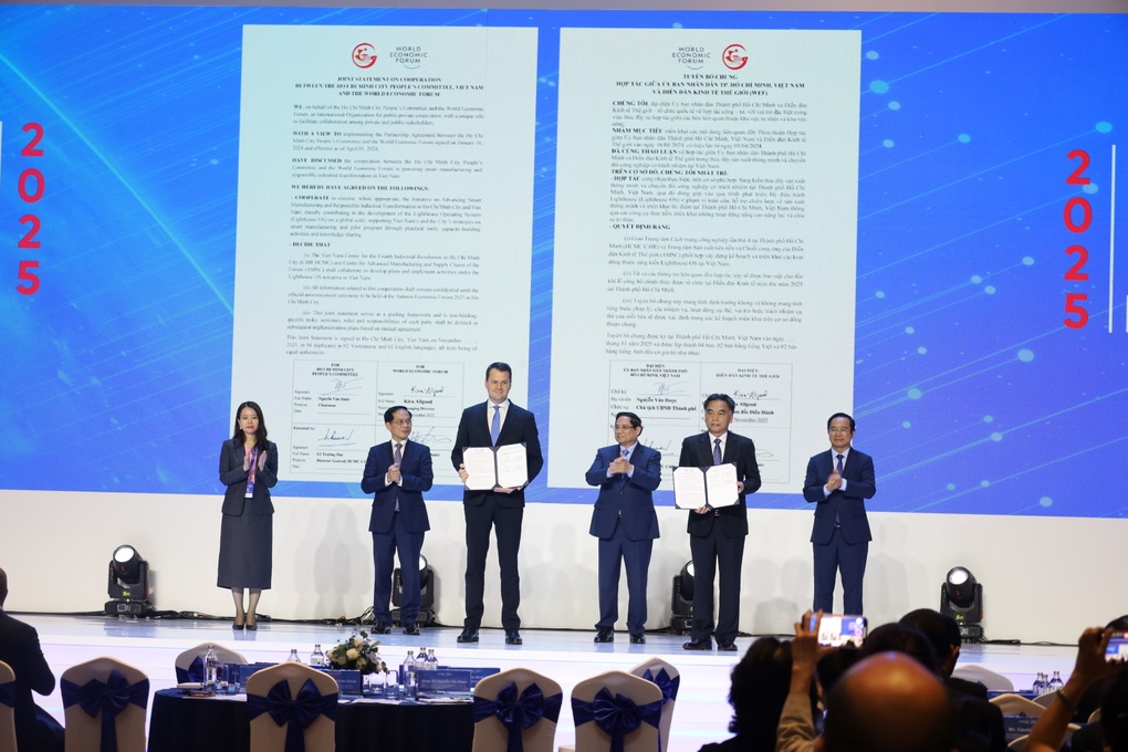 TPHCM hợp tác với WEF, bước vào giai đoạn mới của sản xuất thông minh - 1