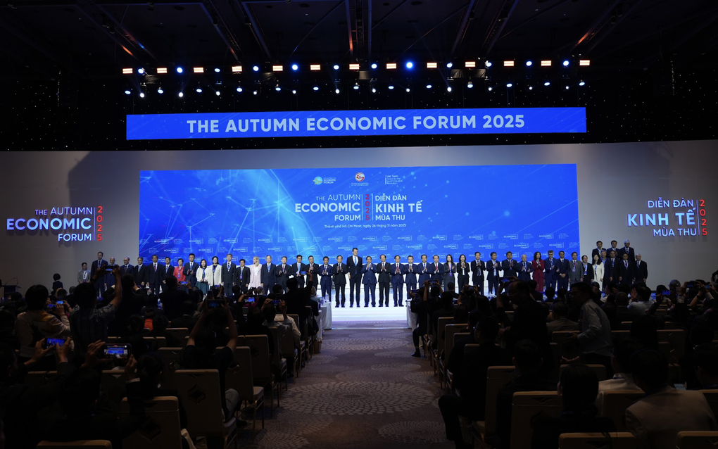 TPHCM hợp tác với WEF, bước vào giai đoạn mới của sản xuất thông minh - 2