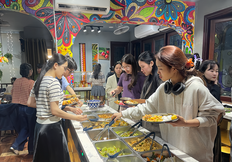 Tại sao nhiều người ăn chay nhưng vẫn tăng cân? - Ảnh 1.