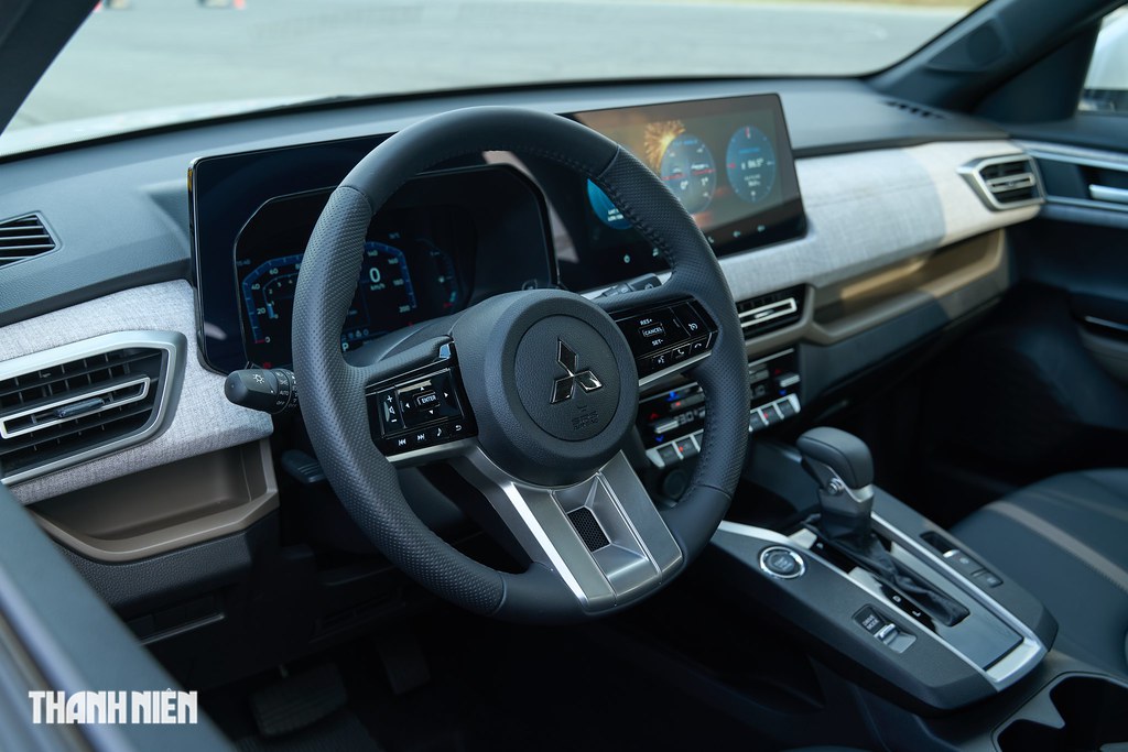 Tài xế có thể 'dính' lỗi chạy quá tốc độ vì dùng tính năng ga tự động - Ảnh 1.