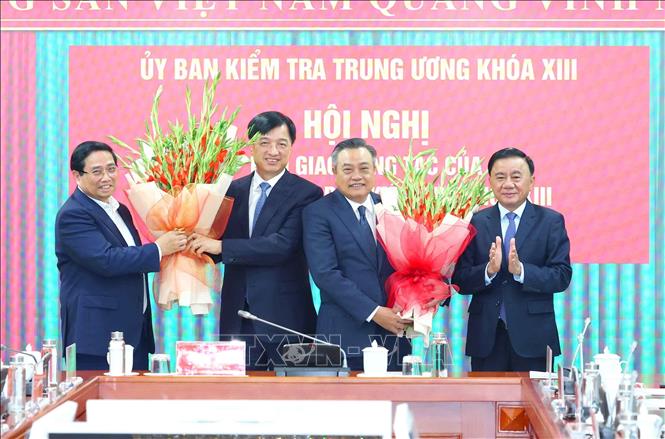 Tân Chủ nhiệm Ủy ban Kiểm tra Trung ương Trần Sỹ Thanh phát biểu nhận nhiệm vụ  - Ảnh 1.