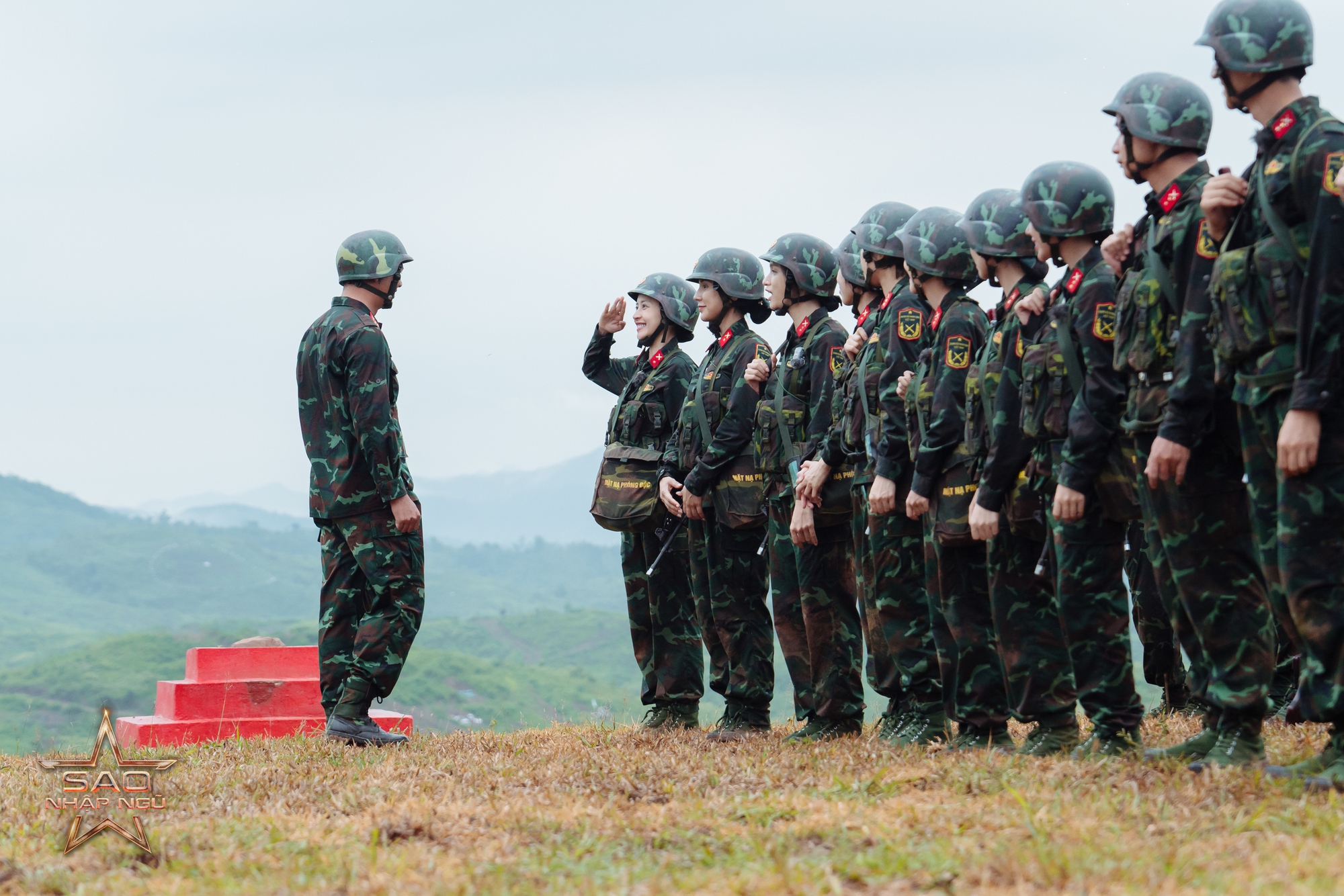Tập cuối Sao Nhập Ngũ 2025: Hoà Minzy bật khóc, Diệu Nhi nghẹn giọng nói câu này- Ảnh 2. Tập cuối Sao Nhập Ngũ 2025: Hoà Minzy bật khóc, Diệu Nhi nghẹn giọng nói câu này- Ảnh 2.
