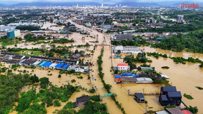 Lũ lụt tại thành phố Hat Yai thuộc tỉnh Songkhla, miền nam Thái Lan, vào ngày 25/11/2025. Ảnh: Khaosod.