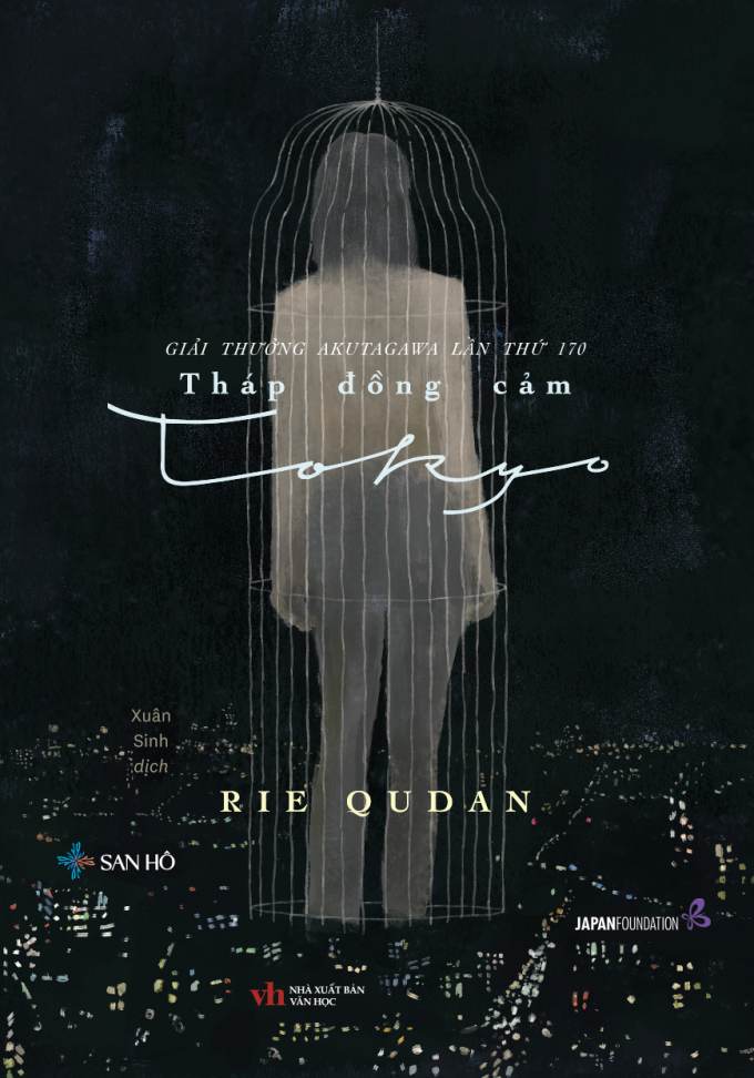 Sách có tên tiếng Anh là Sympathy Tower Tokyo, 175 trang, do Xuân Sinh dịch, San Hô Books và Nhà xuất bản Văn học liên kết ấn hành. Ảnh: San Hô Books.