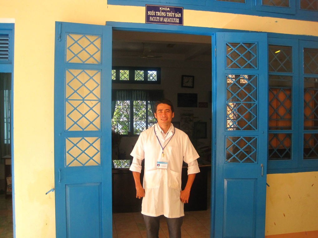 Thầy giáo nghiên cứu tinh trùng cá là ứng viên GS duy nhất ngành thuỷ sản - 1