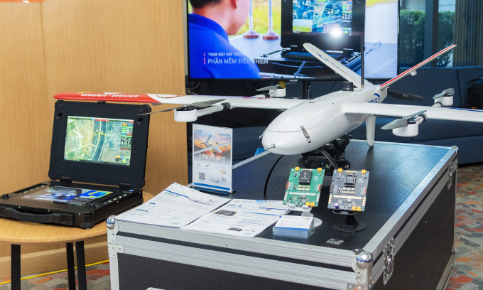 Một thiết bị bay do doanh nghiệp Việt phát triển, được trưng bày tại sự kiện. Ảnh: Trần Huấn