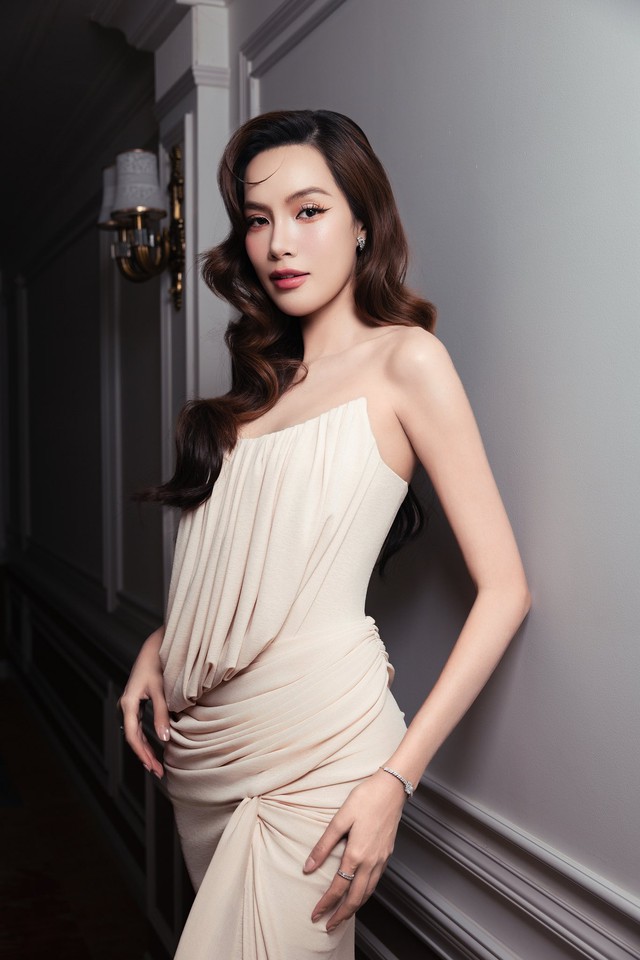 Thông báo nóng quan trọng từ Hoa hậu nhà Sen Vàng- Ảnh 1. Thông báo nóng quan trọng từ Hoa hậu nhà Sen Vàng- Ảnh 1.