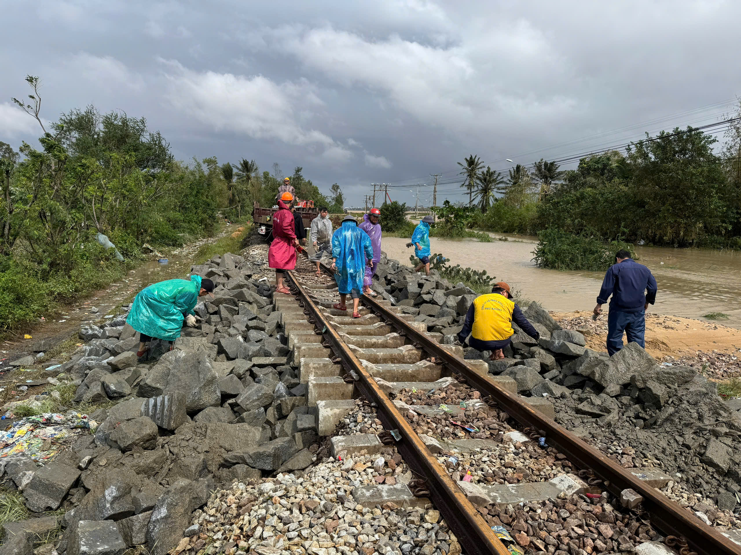 đường sắt - Ảnh 2.