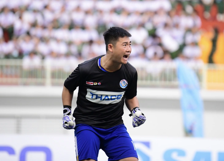 Thủ môn Nguyễn Mạnh Tiến: Người hùng trên chấm luân lưu của Sacombank 1 mạnh tiến - Ảnh 1.