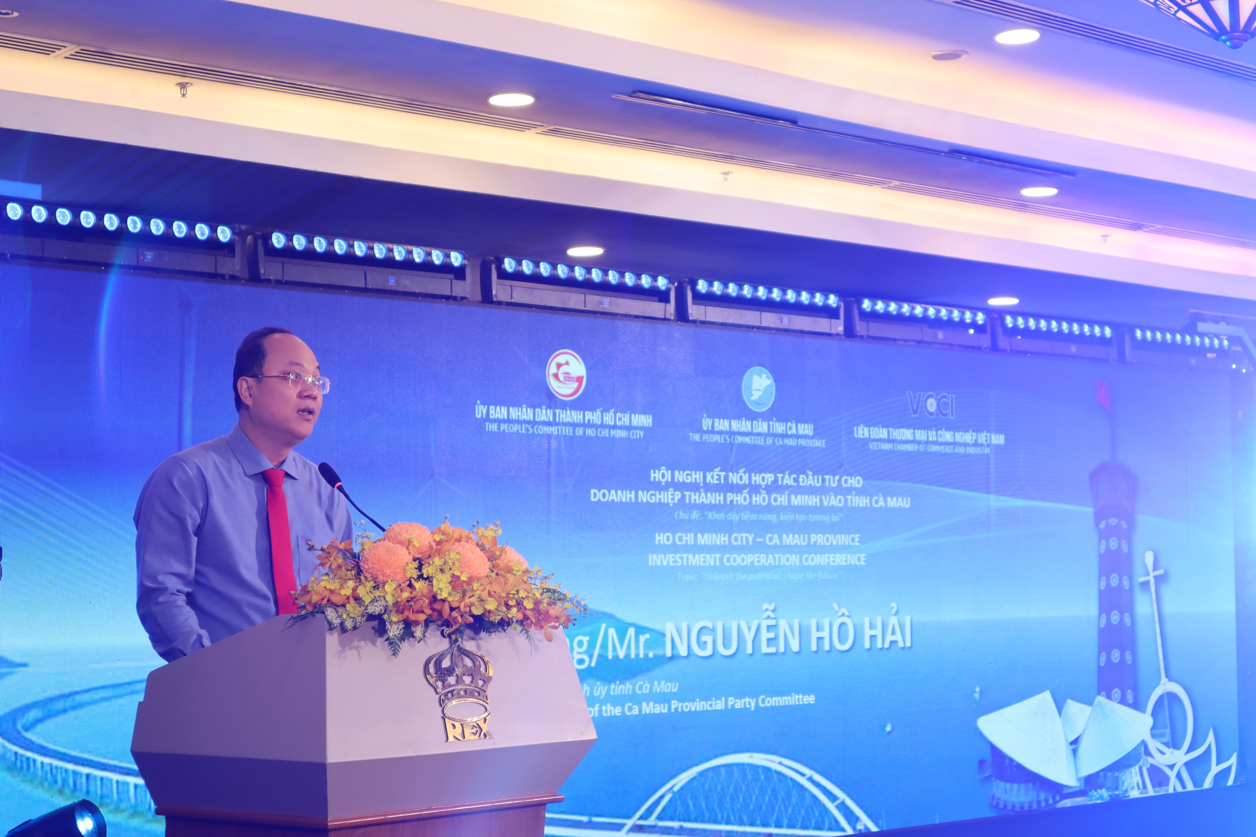 Thu phu tom cua Ca Mau muon thu hut them