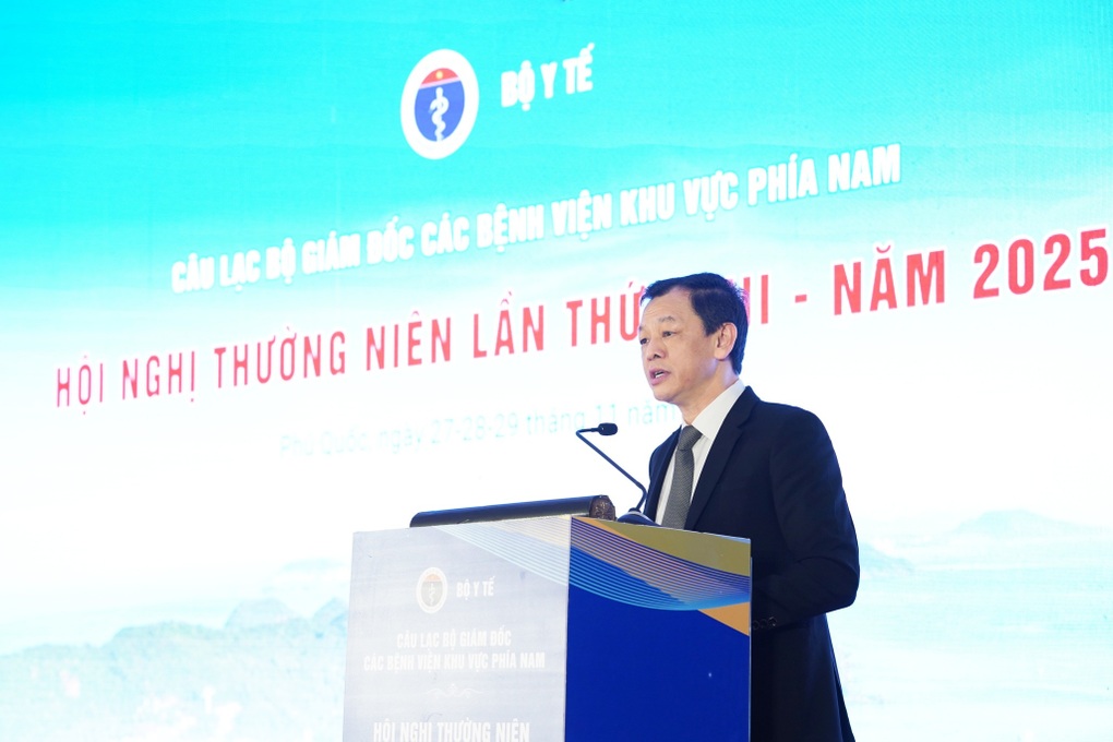 Thứ trưởng Bộ Y tế nêu kỳ vọng với hàng trăm giám đốc bệnh viện phía Nam - 1