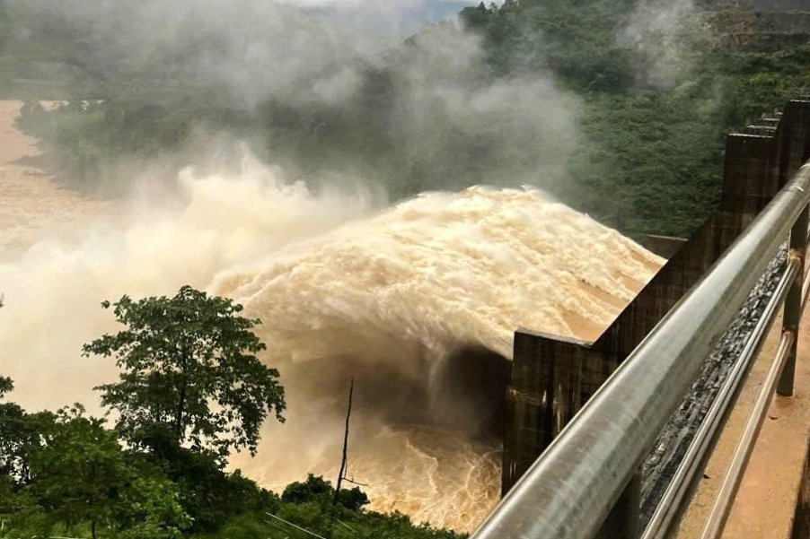 Thủy điện vi phạm điều tiết, xả lũ 'có thể bị truy cứu trách nhiệm hình sự' - Ảnh 1.