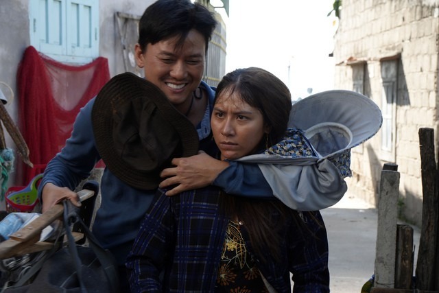 Nữ diễn viên Việt duy nhất mới đóng 3 phim đã chạm mốc 1.000 tỷ, chỉ cao mét rưỡi mà có tận 5,5 triệu fan- Ảnh 1.