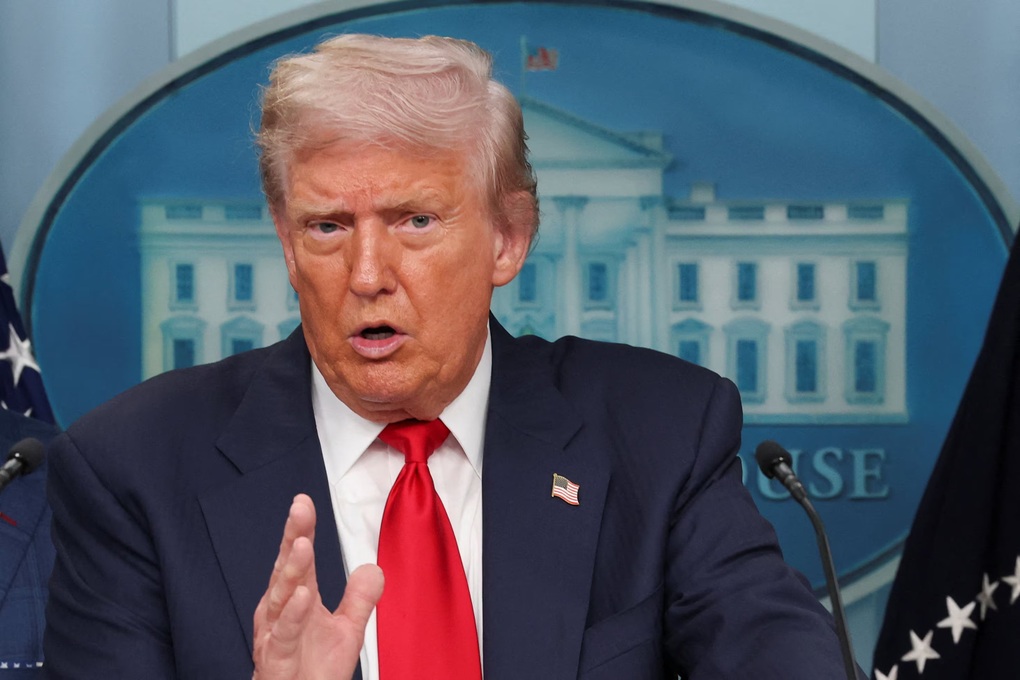 Tổng thống Trump dọa kiện BBC, đòi bồi thường 1 tỷ USD - 1