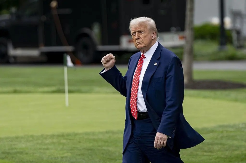 Tổng thống Trump nói về hạn chót đạt thỏa thuận hòa bình Ukraine - 1