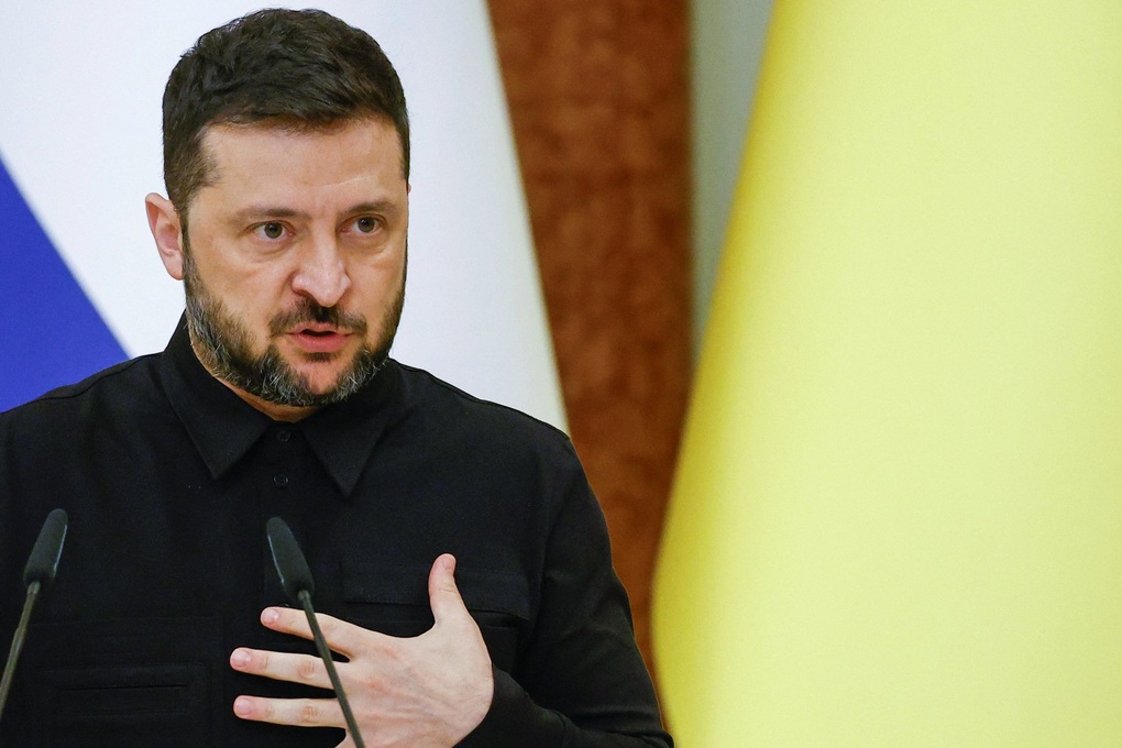 Tổng thống Ukraine tuyên bố làm mọi cách để chấm dứt xung đột - 1