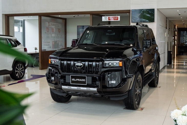 Toyota Prado bị chê không đủ full size, mã lực yếu, nhưng xe khác cứ tưởng ngon hơn cũng phải chờ Prado kéo- Ảnh 2. Toyota Land Cruiser Prado - Ảnh 2.