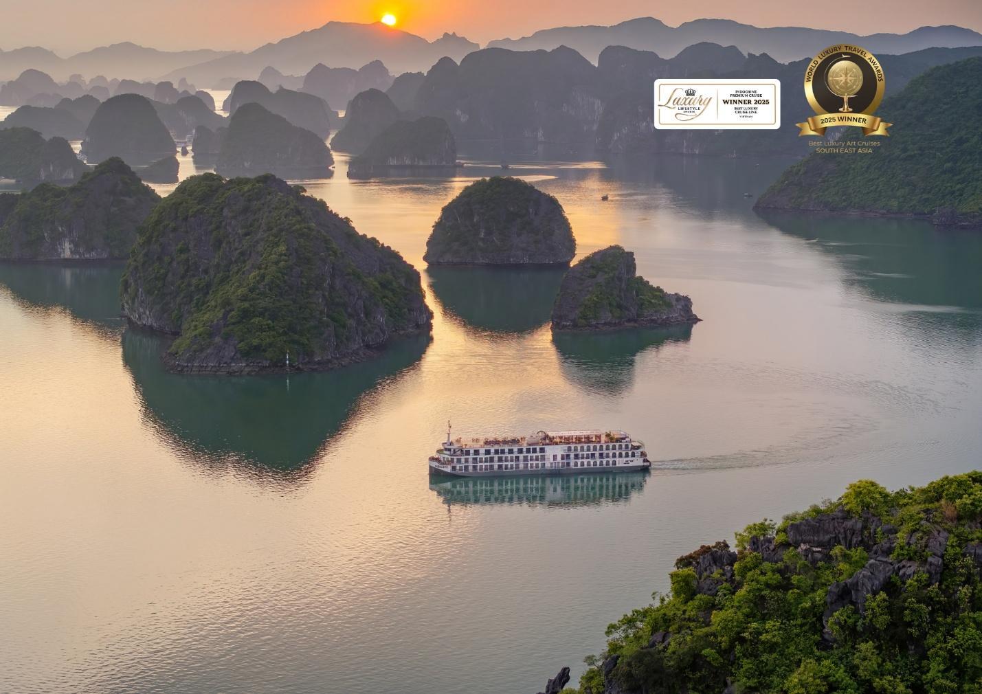 Trải nghiệm tiệc cưới tại nơi được quốc tế vinh danh là Du thuyền nghệ thuật sang trọng bậc nhất Đông Nam Á- Ảnh 1.