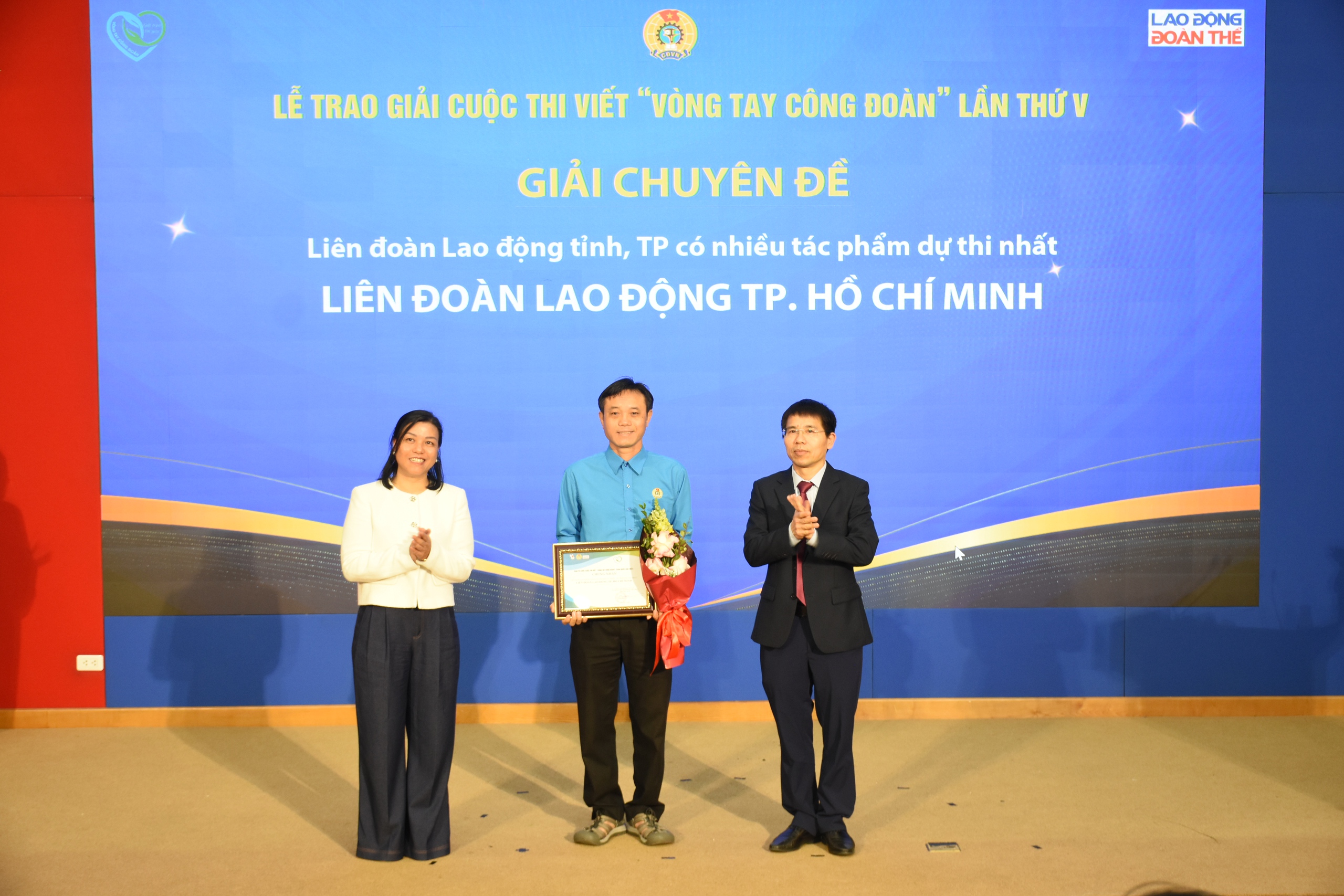 Trao giải cuộc thi viết 
