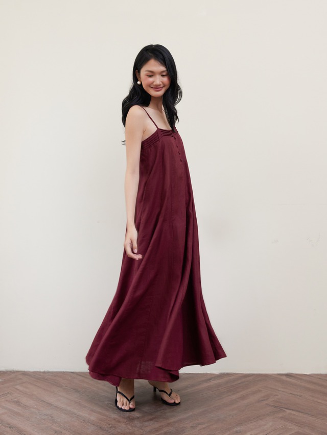 Trở về với vẻ đẹp tự nhiên cùng áo, váy linen- Ảnh 1.