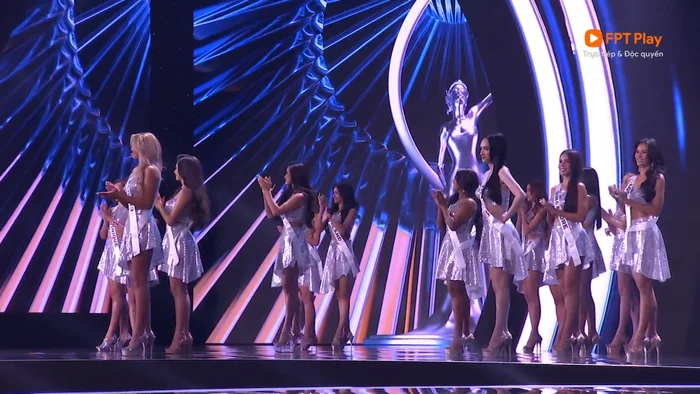 Top 30 gọi tên không có Hương Giang.