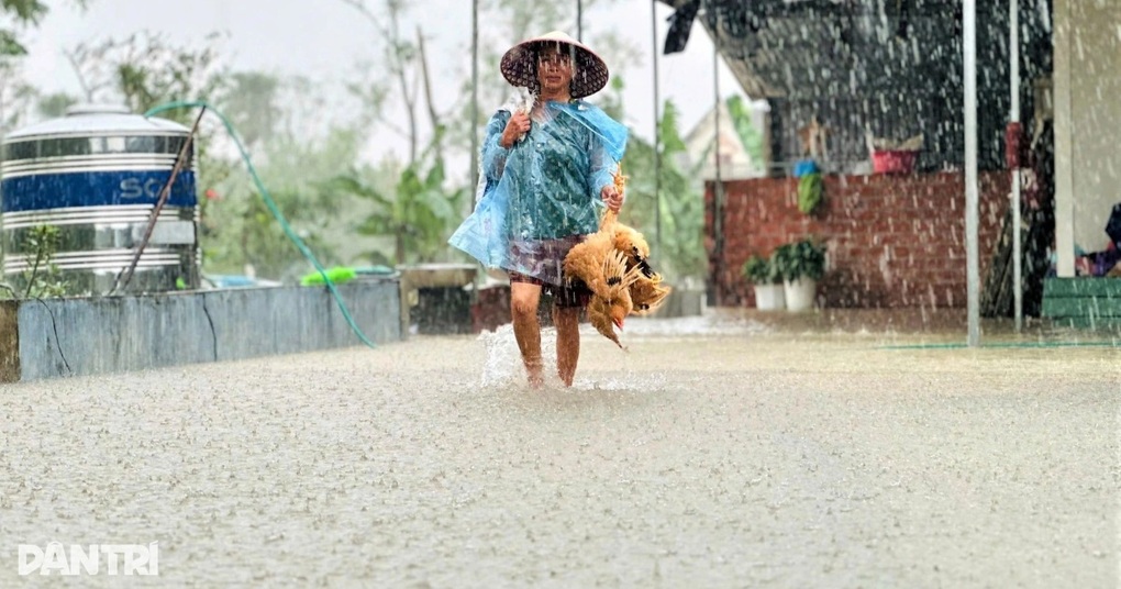 Trung Bộ mưa rất to đề phòng lũ quét, sạt lở đất, ngập lụt vùng thấp - 1