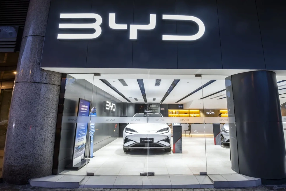 Trung Quốc ngừng bơm tiền cho xe điện: Kỷ nguyên tiền dễ toàn cầu có hết? - 2