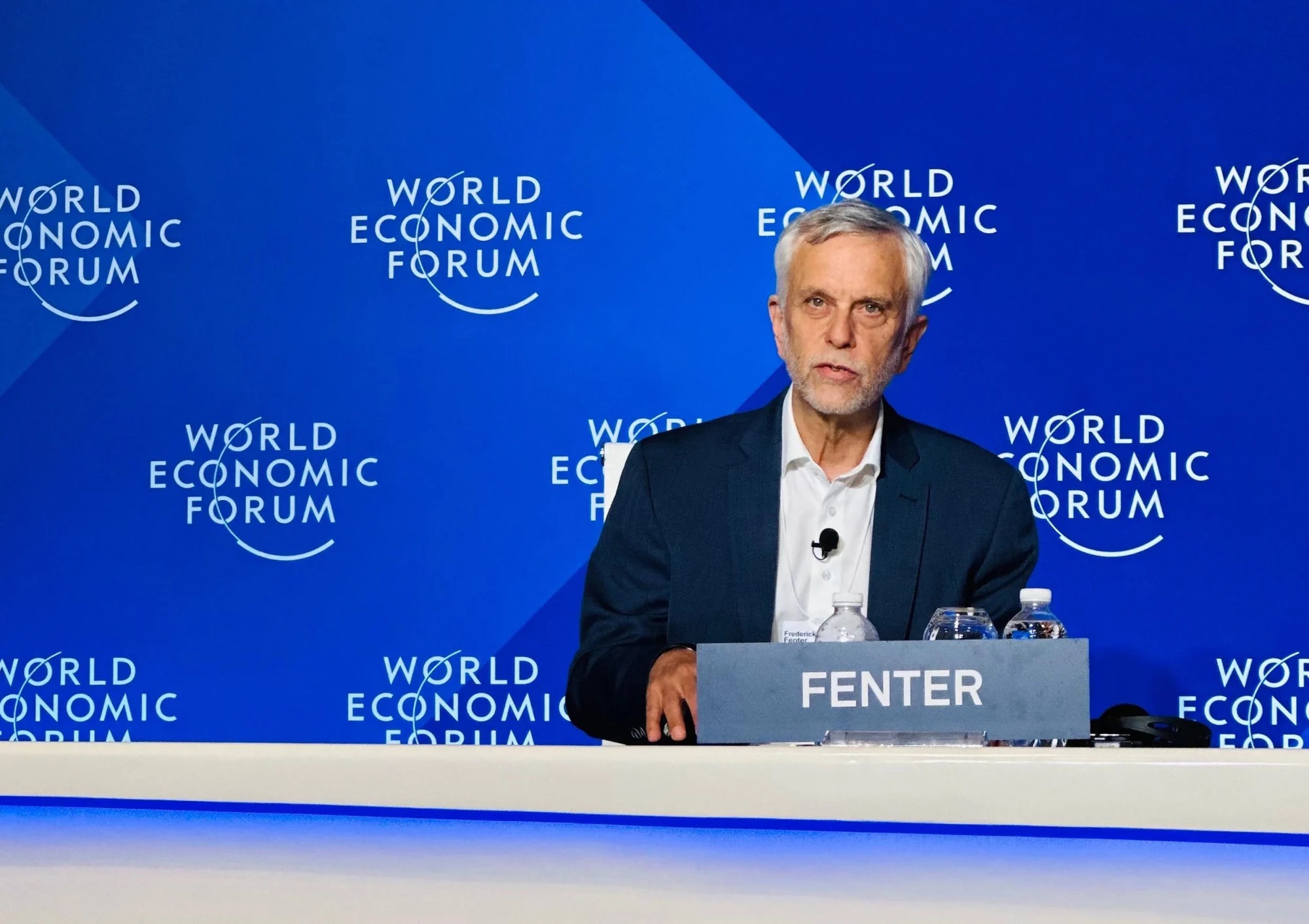 Trung Quốc vượt Mỹ về nghiên cứu khoa học, AI - Ảnh 3.