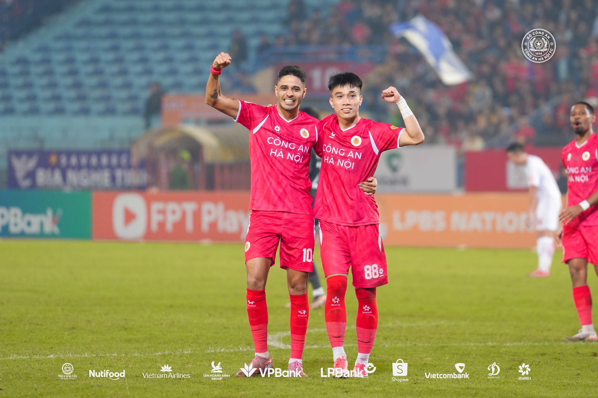 Trung vệ Việt kiều Adou Minh háo hức chờ tiếp đón CLB Beijing Guoan - Ảnh 2.