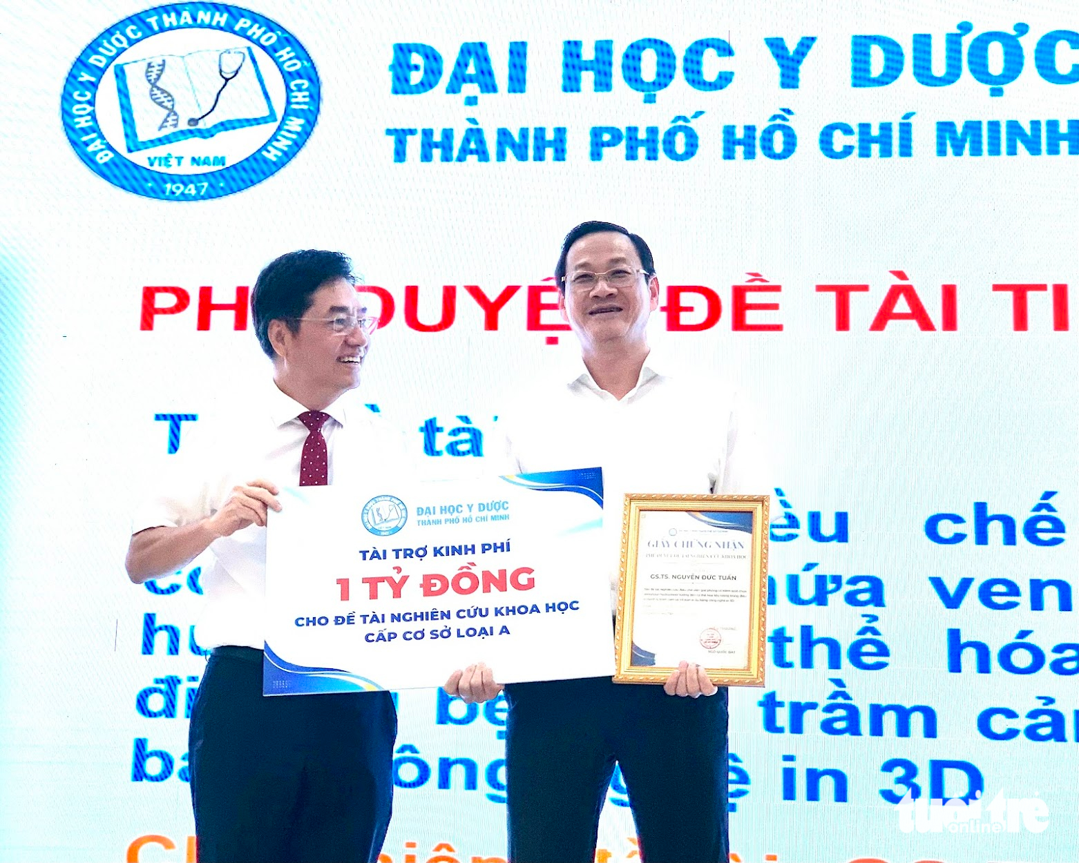 Trường đại học Y Dược TP.HCM tài trợ 3,5 tỉ đồng cho hai nhóm nghiên cứu chẩn đoán sớm ung thư - Ảnh 1.