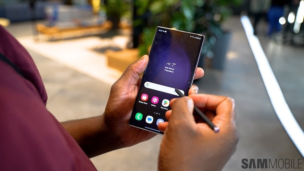 Cây bút công nghệ: 