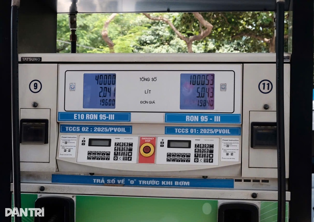 Bỏ lộ trình cũ, người dân bắt buộc dùng xăng E10, E5 từ tháng 6/2026 - 1