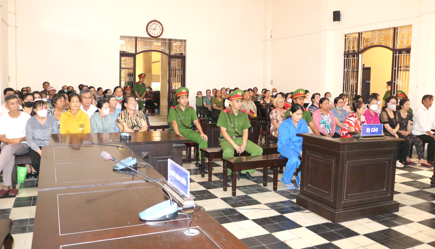 Từ việc vỡ hụi ở miền Tây: Cần làm gì để chơi hụi an toàn? - Ảnh 1. chơi hụi - Ảnh 1.