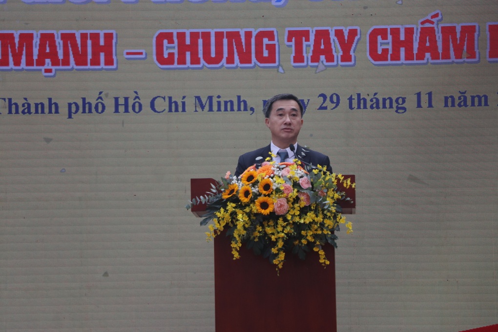 Tỷ lệ nhiễm HIV mới giảm 60%, Việt Nam đối mặt thách thức thiếu tài trợ - 1