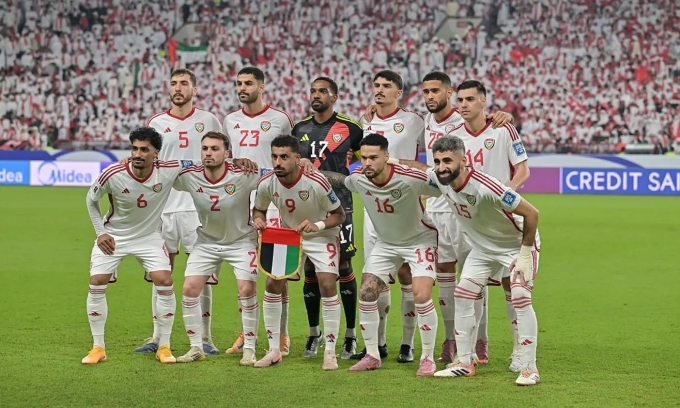 Đội hình chính của UAE trong trận hòa Iraq 1-1 trên sân nhà ngày 13/11. Ảnh: AFP