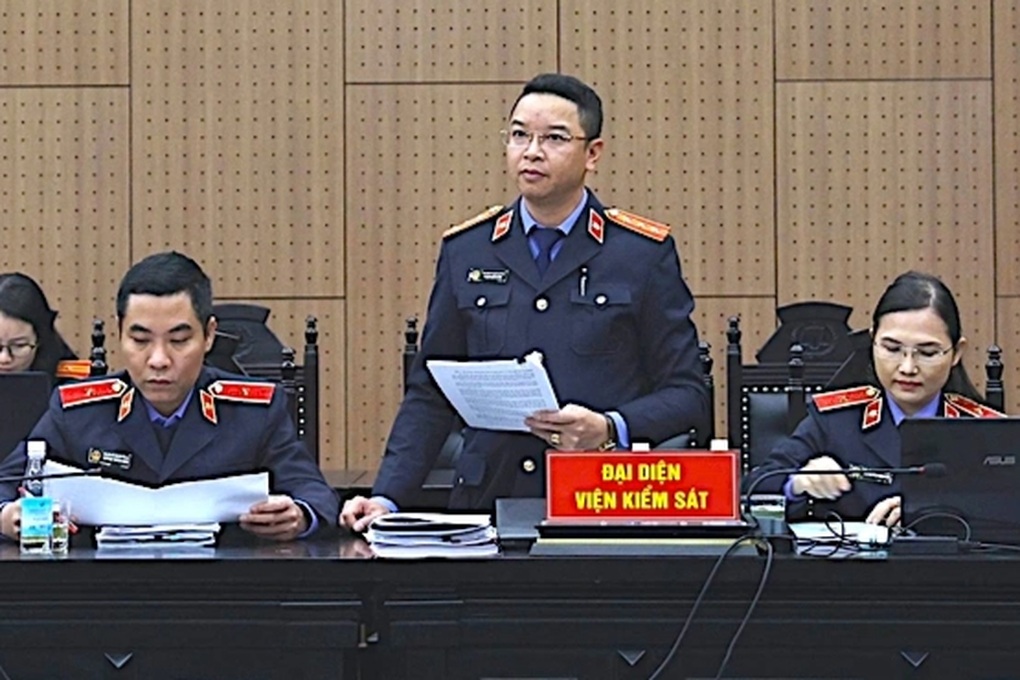 VKS: Ông Hồ Đại Dũng, Ngô Ngọc Đức đã đánh bạc thành thói quen - 1