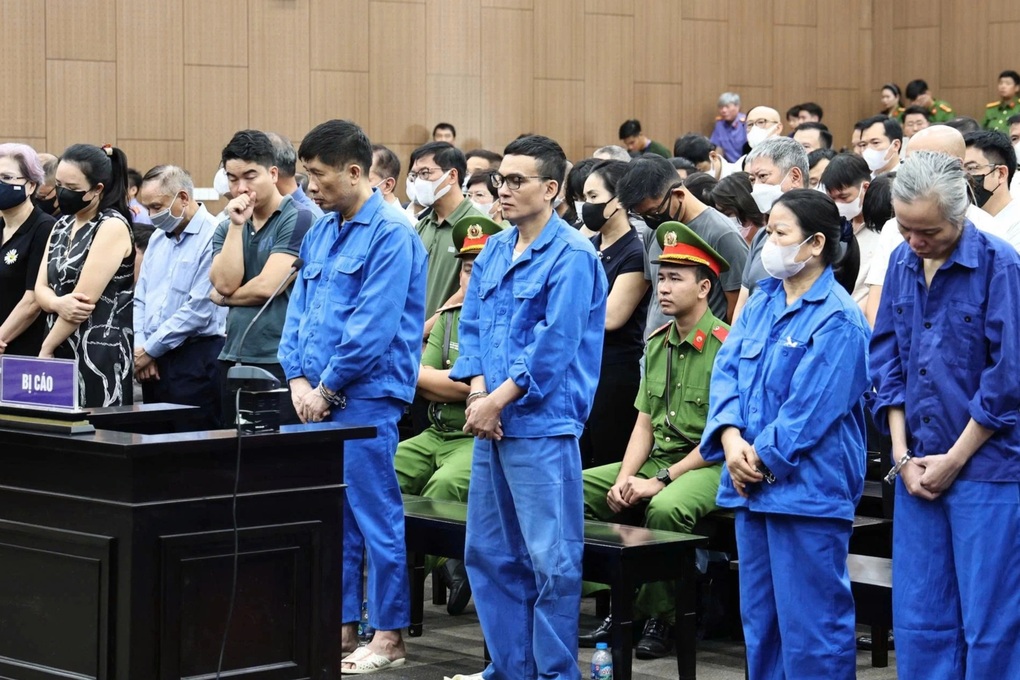 VKS nhắc nhở các bị cáo đánh bạc tại khách sạn Pullman “đánh đề ra đê mà ở” - 1