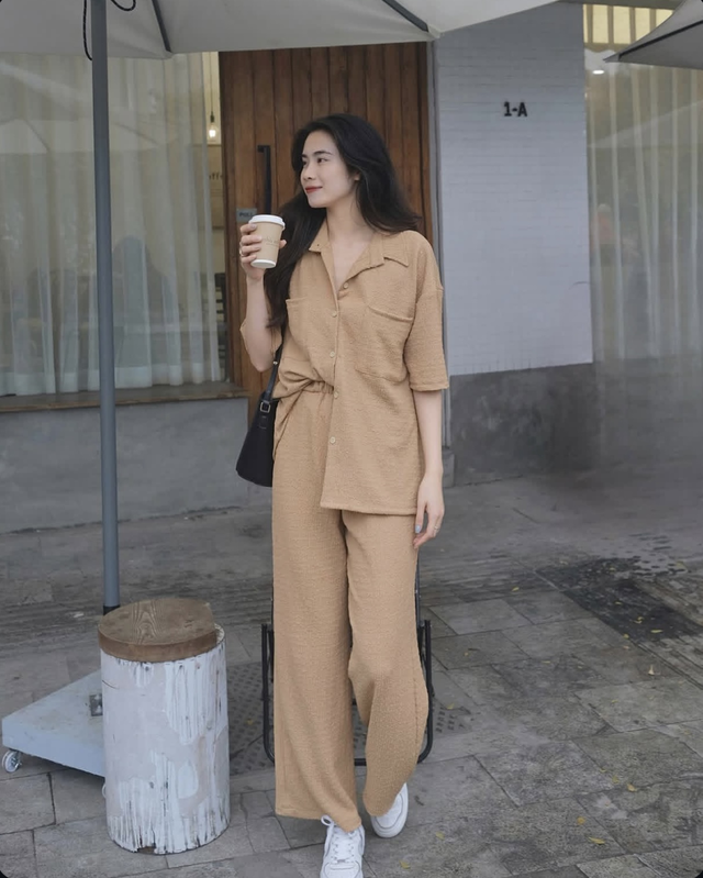 Vải đũi trở lại, nâng tầm phong cách cho ngày giao mùa tinh tế - Ảnh 4.