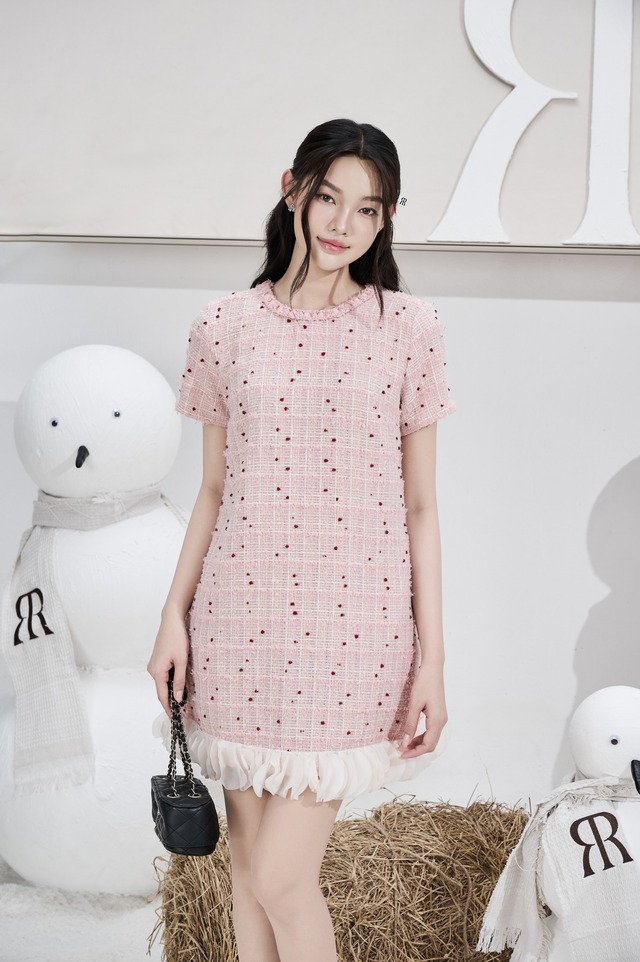 Váy suông dự tiệc - Ảnh 1.