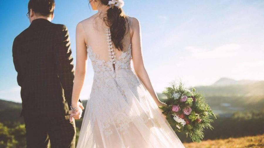 Về quê mời cưới bị họ hàng nói 