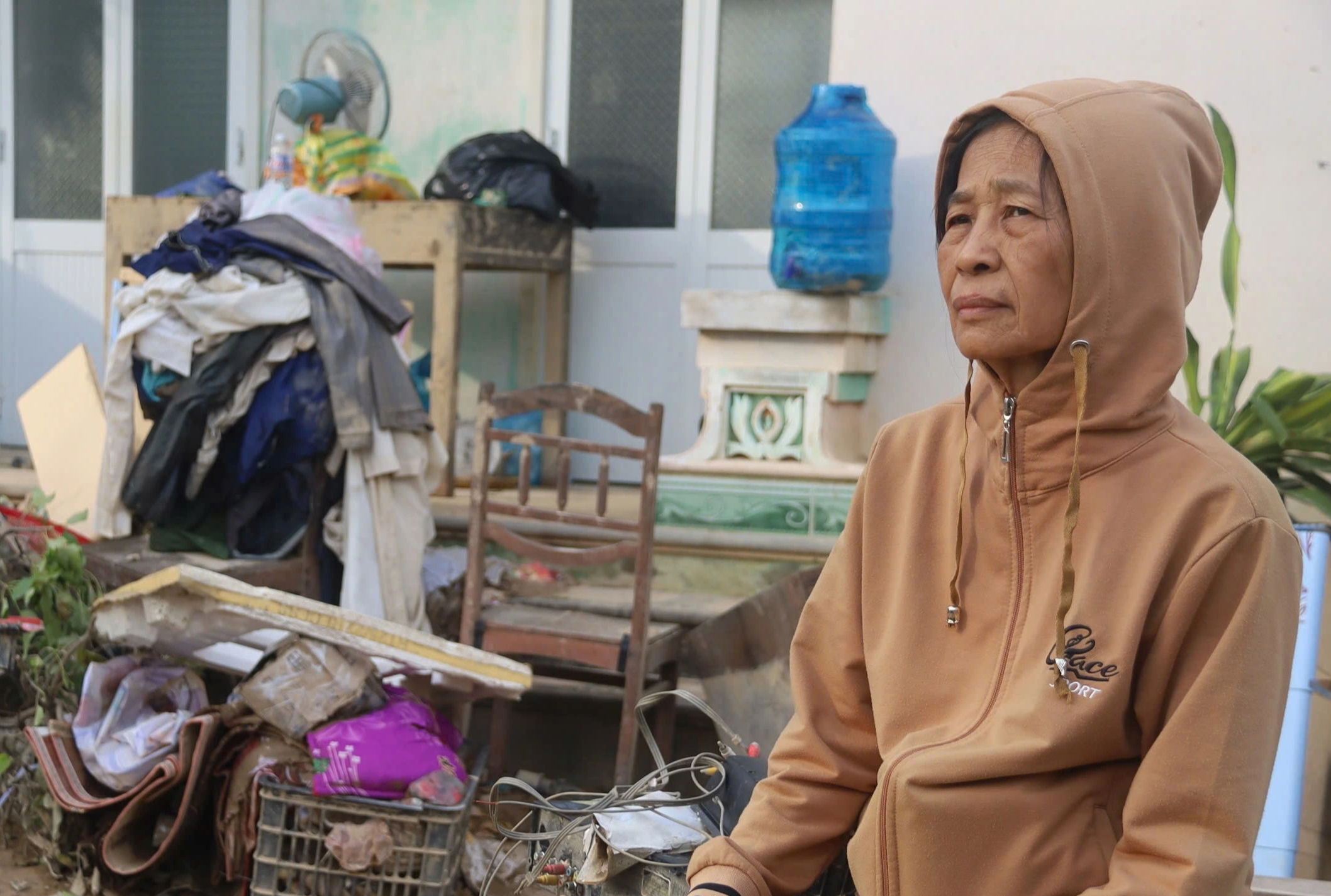 Trước bão số 15: 'Việc khổng lồ chỉ quân đội mới làm nổi'- Ảnh 3.