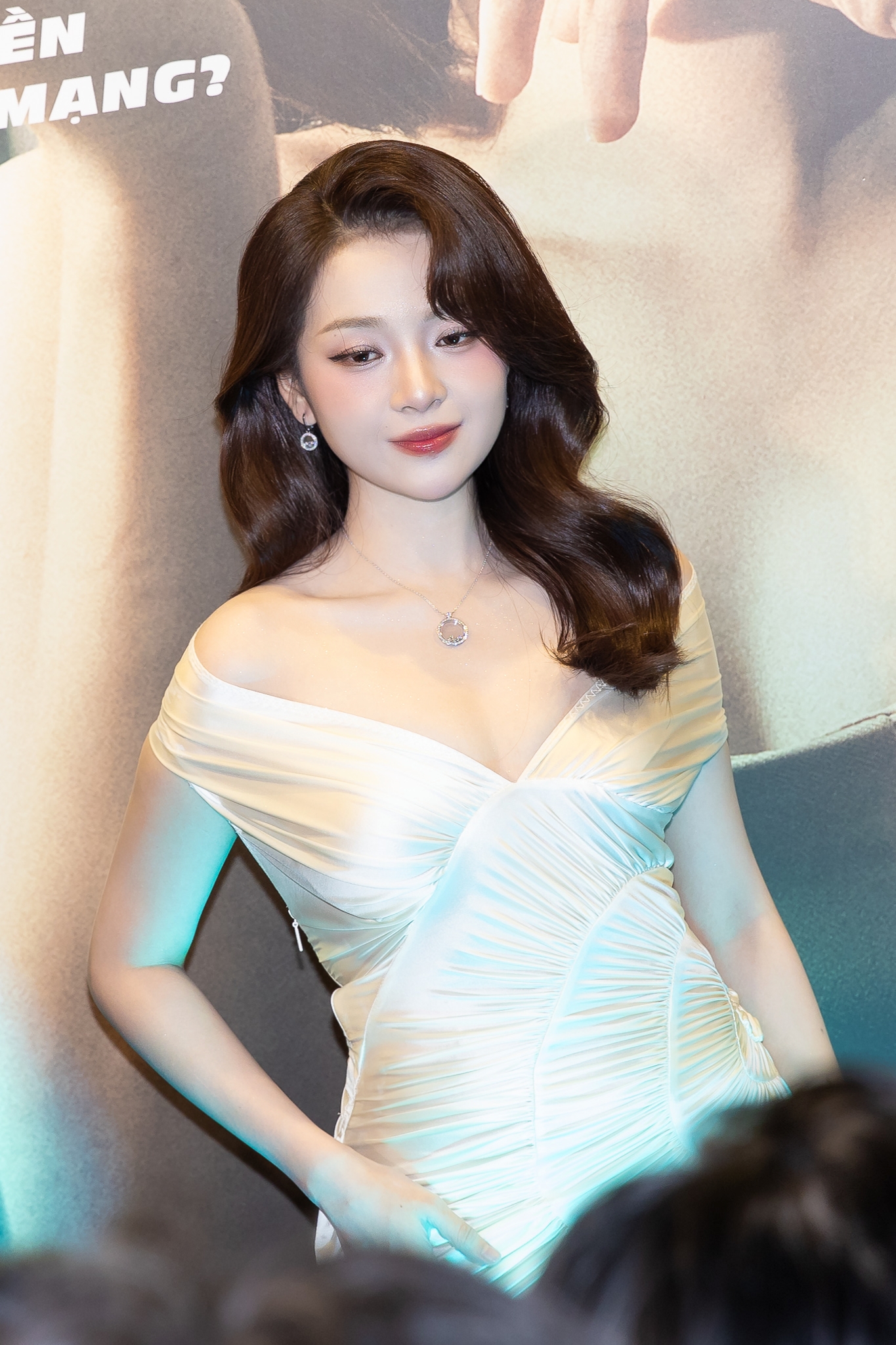 Viet Nam co 1 my nhan giong hang loat minh