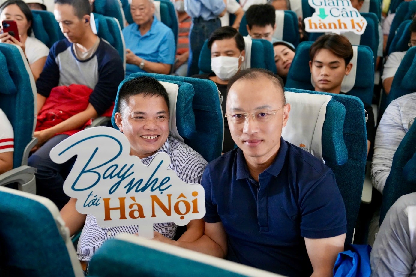Vietnam Airlines giảm phát thải 2,43 tấn CO2 trong chiến dịch ‘Bay nhẹ tới Hà Nội’ - Ảnh 1.