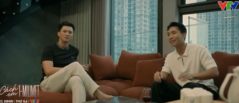 Vo cua tong tai hot nhat Cach Em 1 Milimet