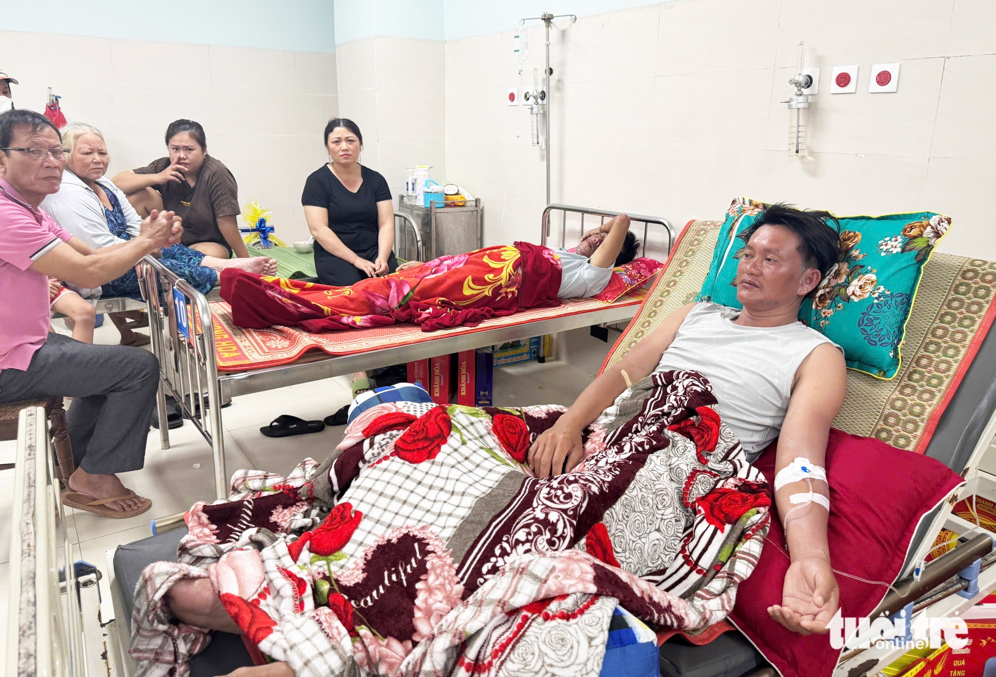 Vợ 'người hùng' Lý Sơn: Chồng nói trở về, không thất hứa, anh là người dũng cảm! - Ảnh 1.