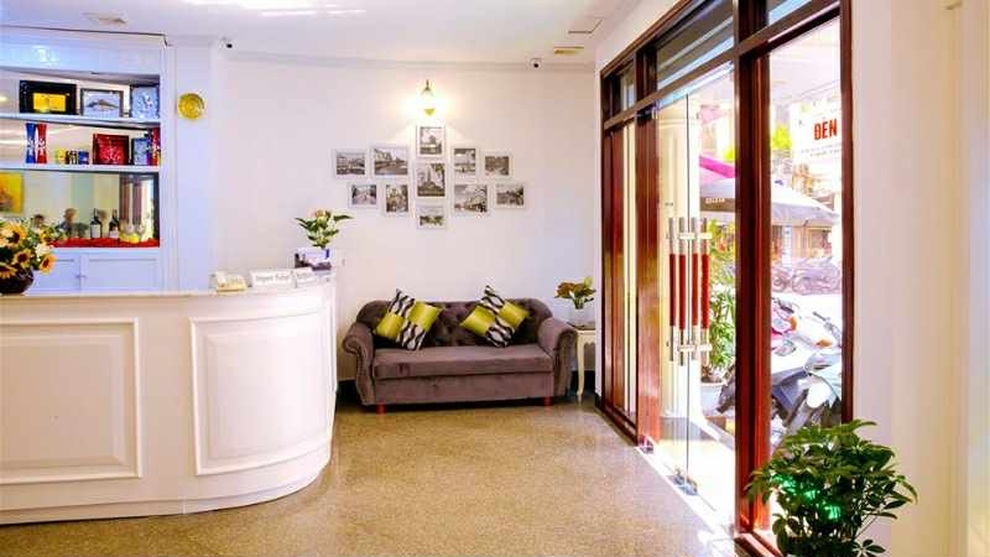 Vụ khách sạn ở Hà Nội từ chối khách lúc 2h: Hành xử vô lý! - 3