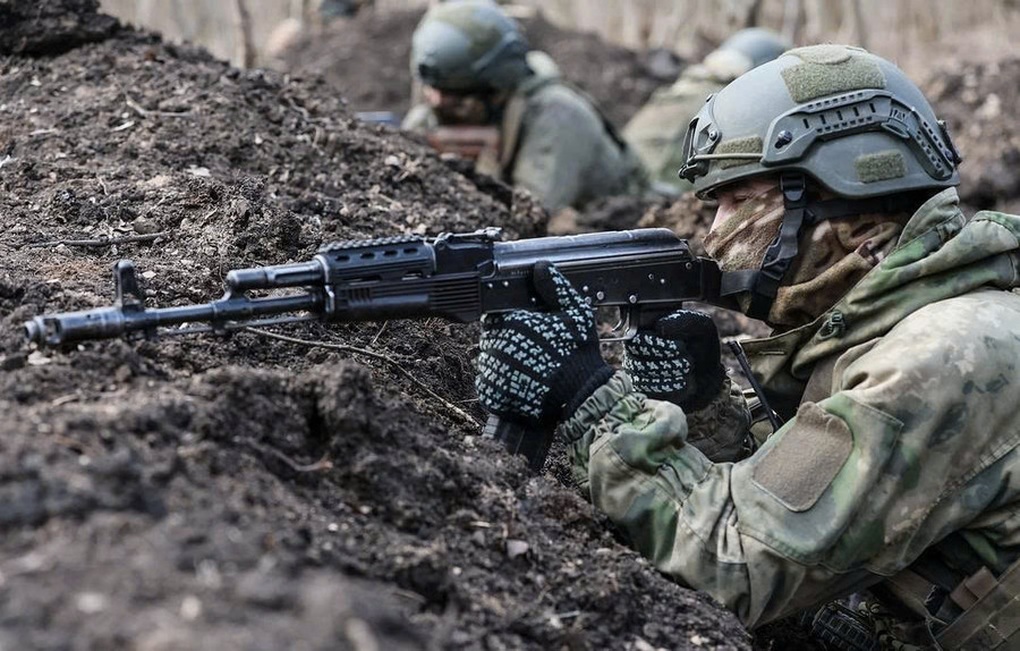 Vũ khí đặc biệt đằng sau chiến thuật luồn sâu, đột kích của Nga ở Ukraine - 1