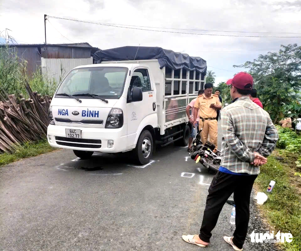 Vụ nữ sinh tử vong ở Vĩnh Long: Tạm đình chỉ giải quyết nguồn tin về tội phạm - Ảnh 1.